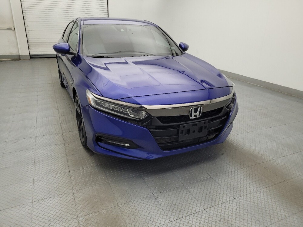2018 Honda Accord in Greenville, NC 27834 - 18122012 14