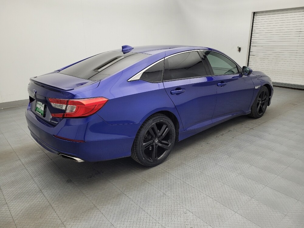 2018 Honda Accord in Greenville, NC 27834 - 18122012 10