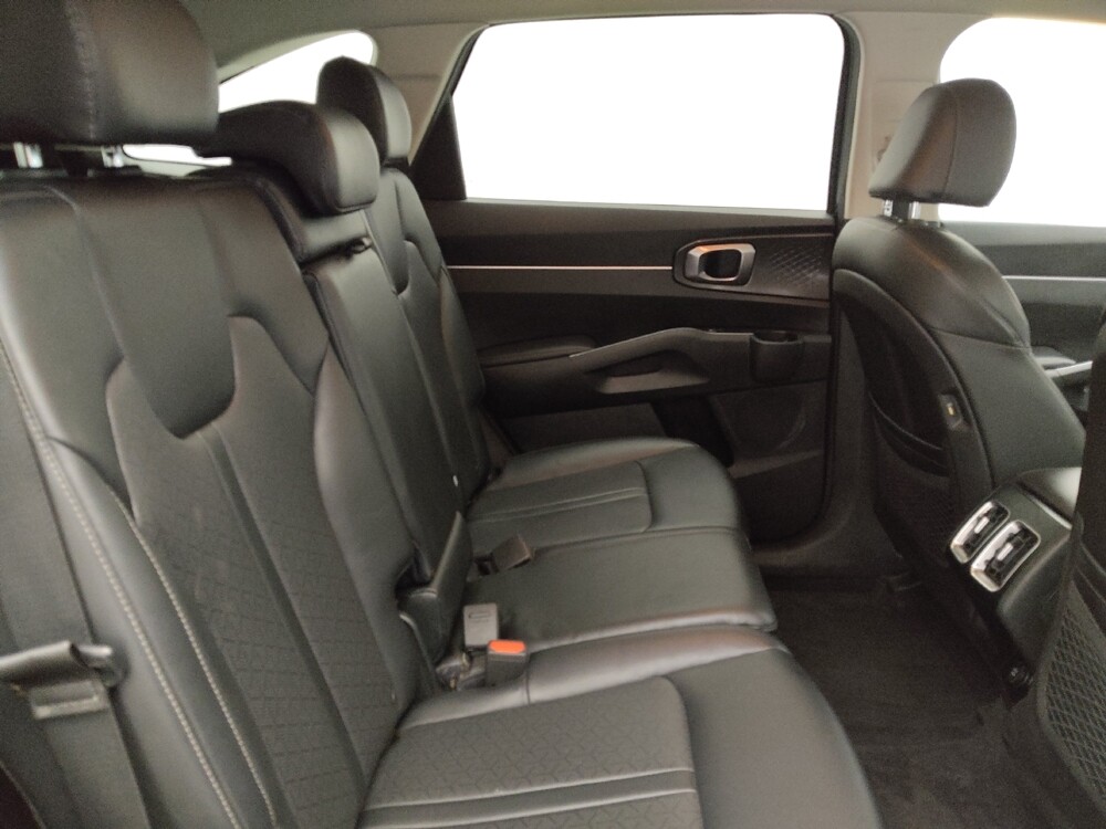 2021 Kia Sorento in Columbia, SC 29210 - 18122014 19
