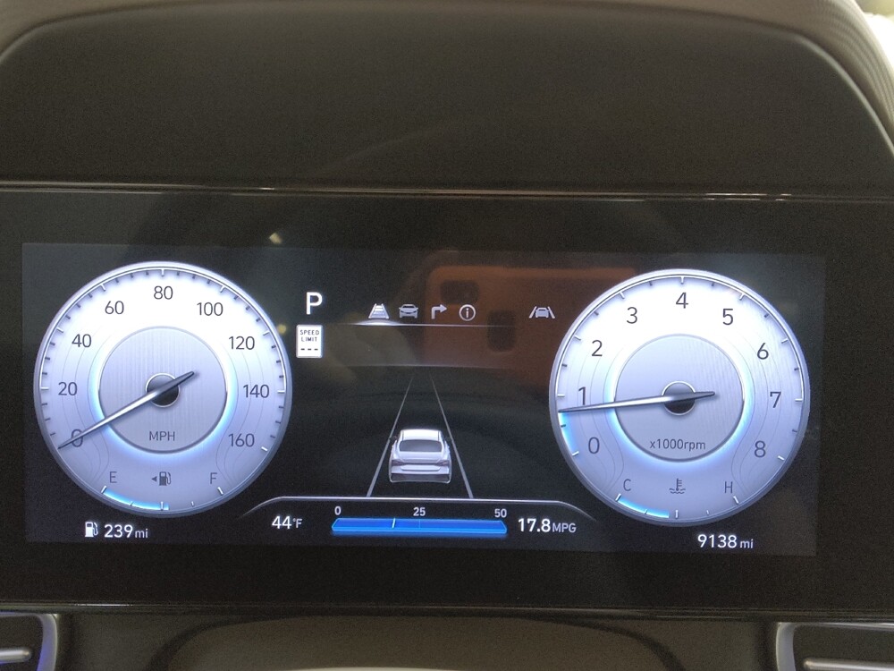 2025 Hyundai Elantra in Charleston, SC 29414 - 18122015 23