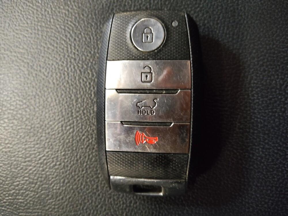 2019 Kia Sorento in Greenville, SC 29607 - 18122019 32