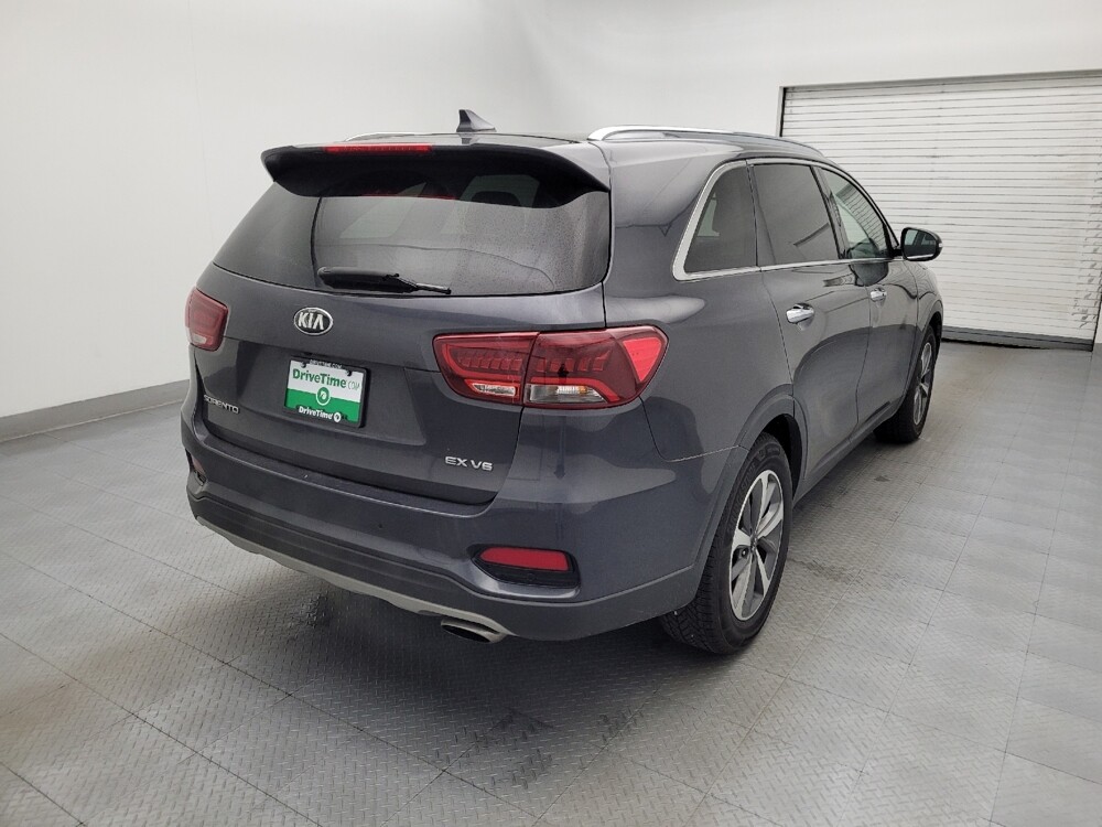 2019 Kia Sorento in Greenville, SC 29607 - 18122019 9