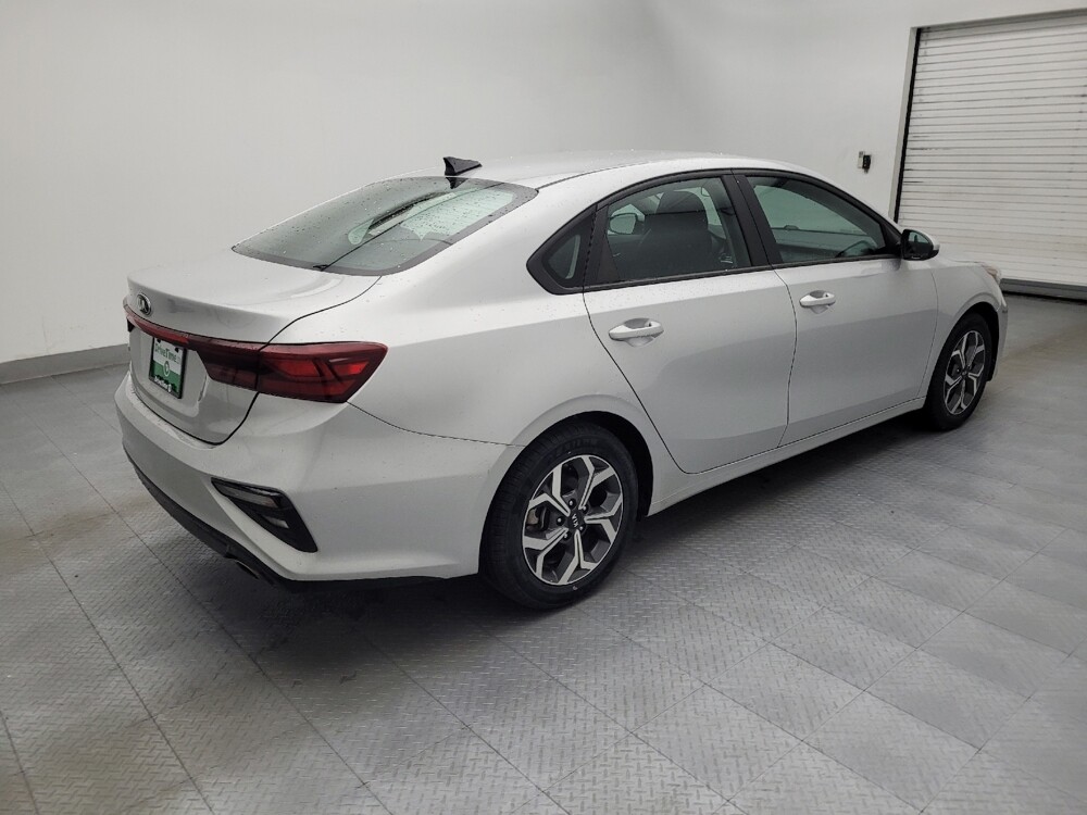 2021 Kia Forte in Greensboro, NC 27407 - 18122020 10