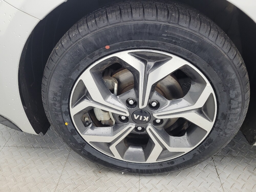 2021 Kia Forte in Greensboro, NC 27407 - 18122020 31