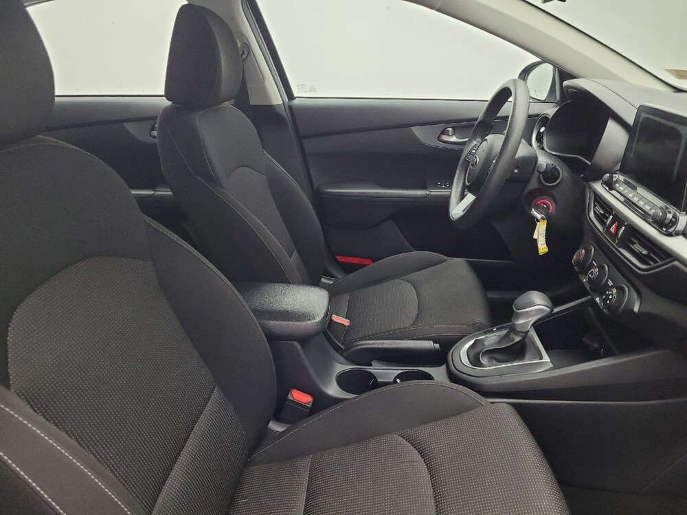 2021 Kia Forte in Greensboro, NC 27407 - 18122020 21