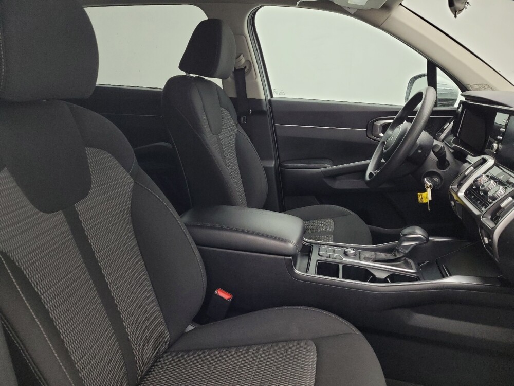 2022 Kia Sorento in Greensboro, NC 27407 - 18122026 21