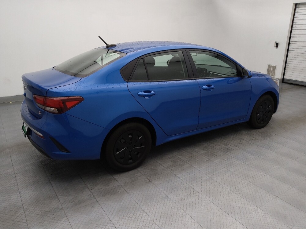 2021 Kia Rio in Greenville, NC 27834 - 18122032 10