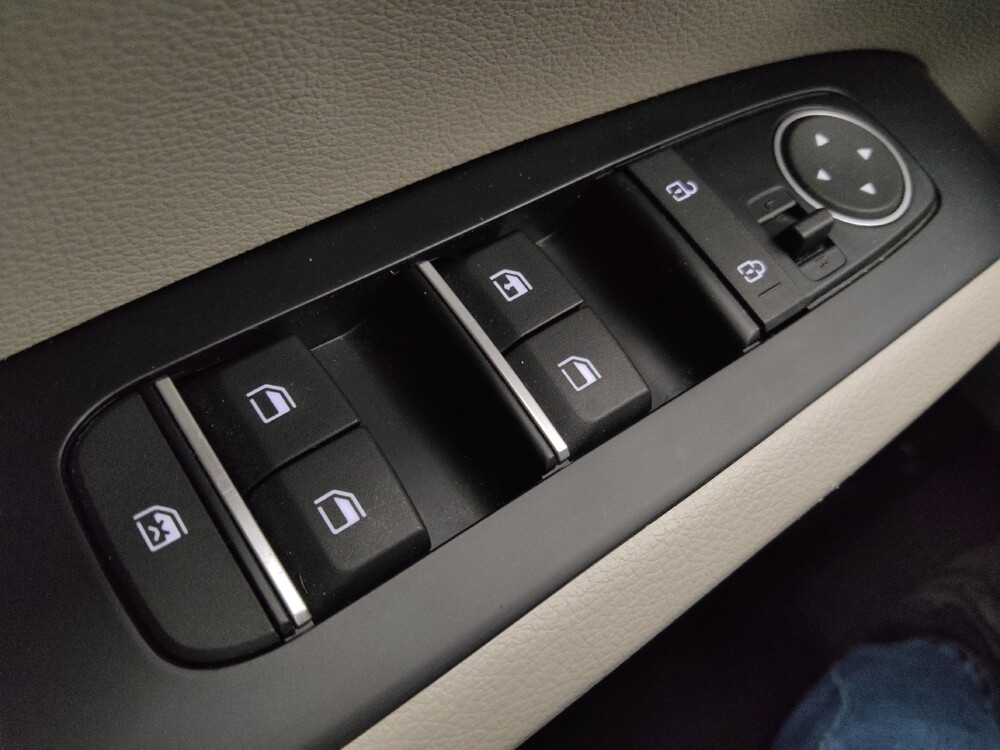 2025 Kia Soul in Albuquerque, NM 87123 - 18122051 27