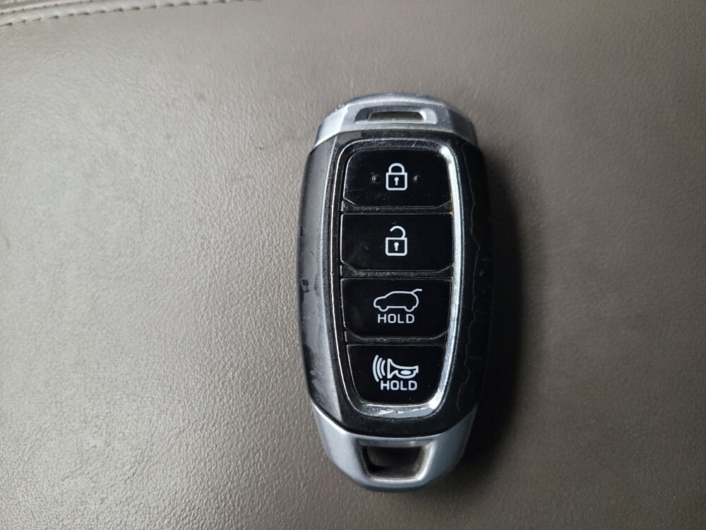 2020 Hyundai Santa Fe in Madison, TN 37115 - 18122059 32