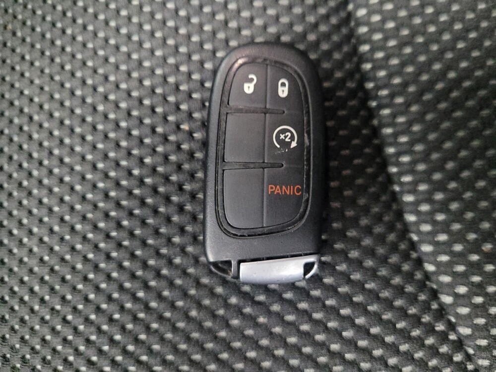 2016 RAM 1500 in Huntsville, AL 35816 - 18122064 32