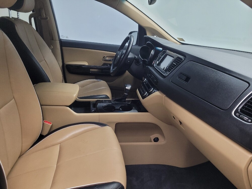 2018 Kia Sedona in Huntsville, AL 35816 - 18122065 21