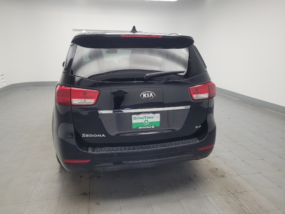 2018 Kia Sedona in Huntsville, AL 35816 - 18122065 6