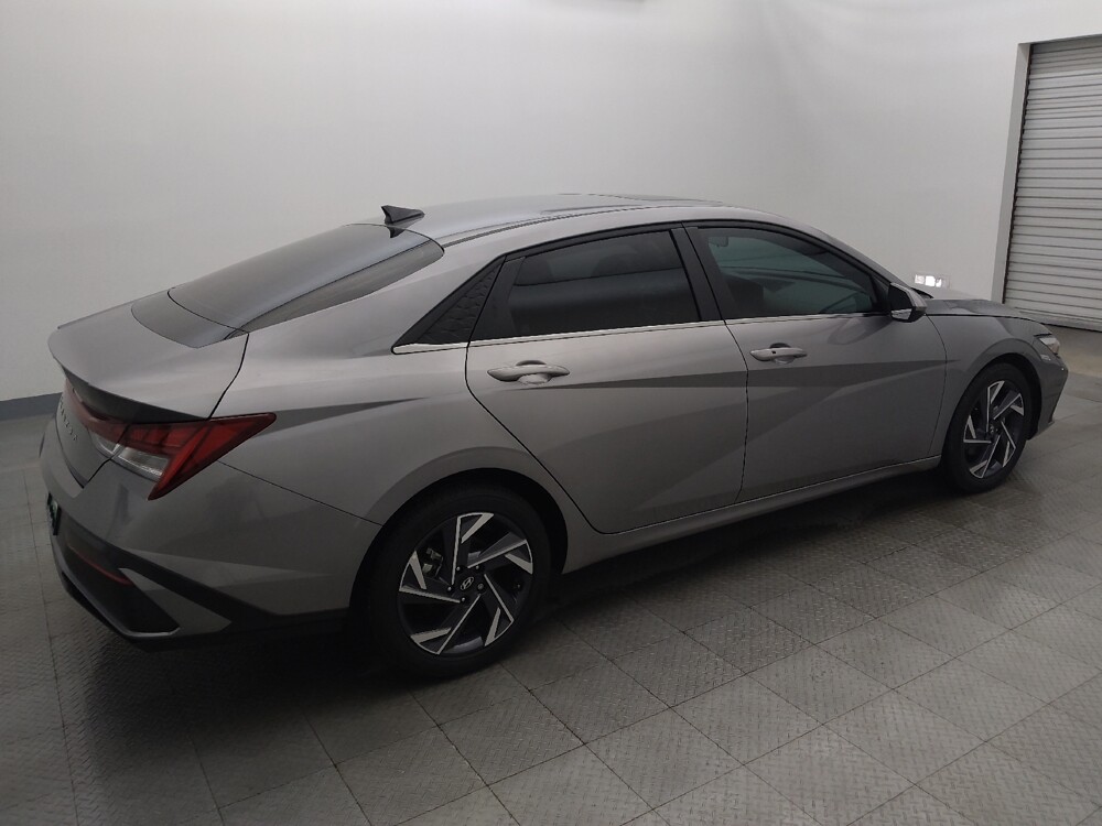 2024 Hyundai Elantra in Houston, TX 77074 - 18122075 10