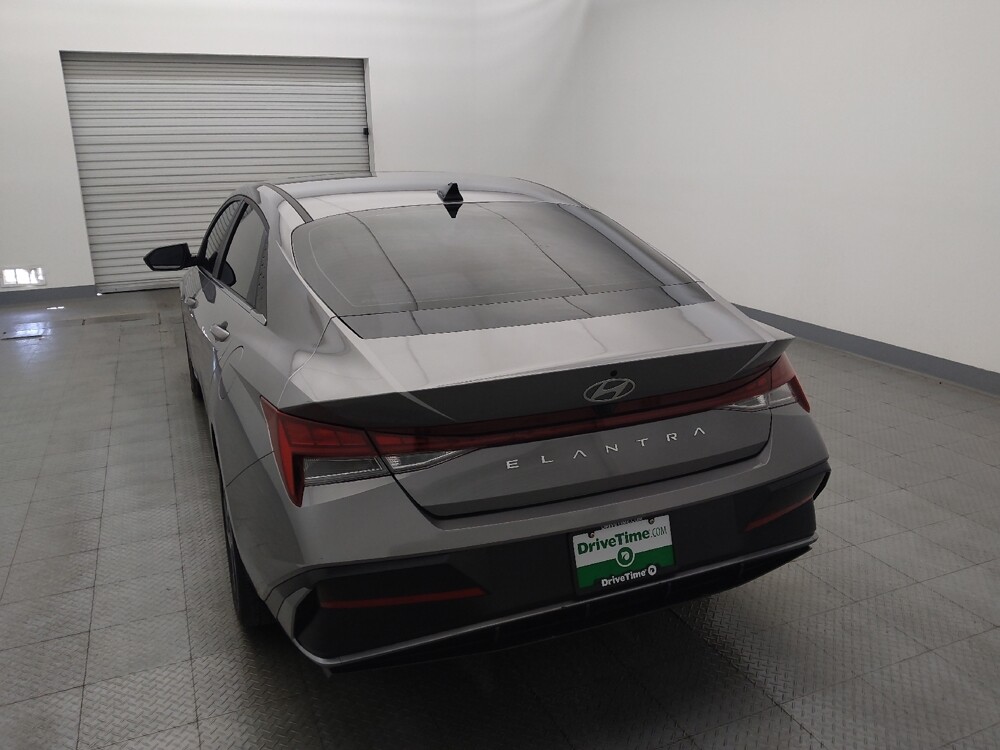 2024 Hyundai Elantra in Houston, TX 77074 - 18122075 6