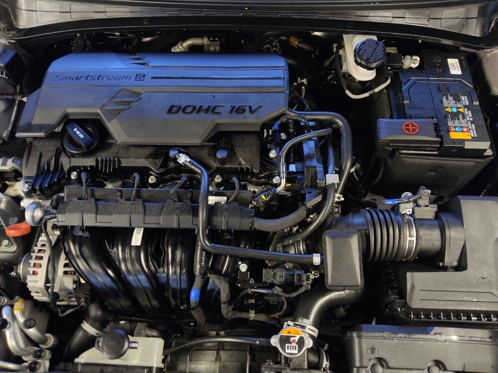 2024 Hyundai Elantra in Houston, TX 77074 - 18122075 30