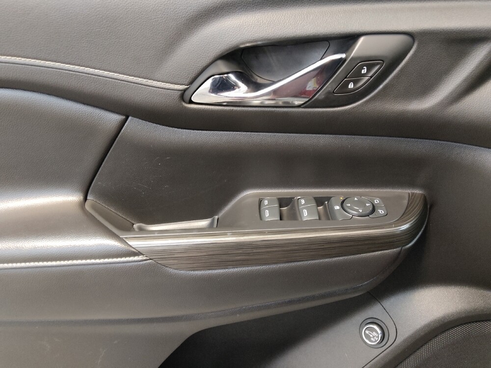 2019 GMC Acadia in Fairfield, OH 45014 - 18122085 27