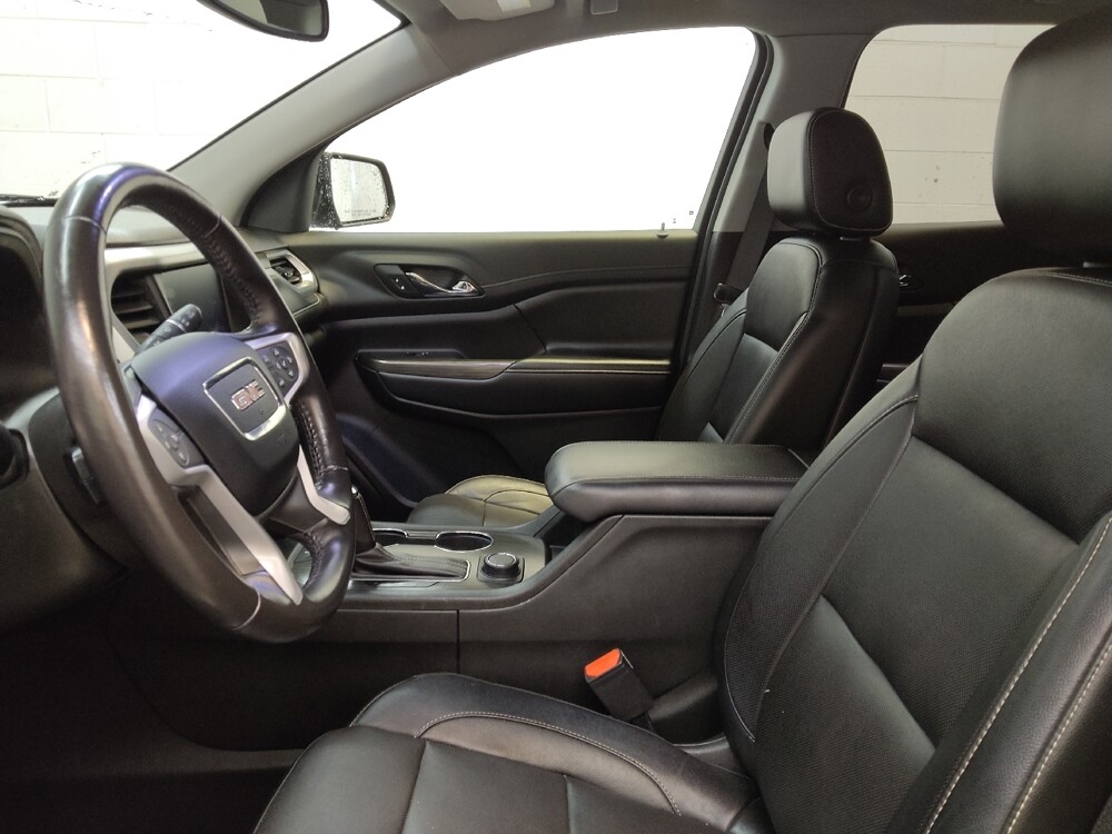 2019 GMC Acadia in Fairfield, OH 45014 - 18122085 17