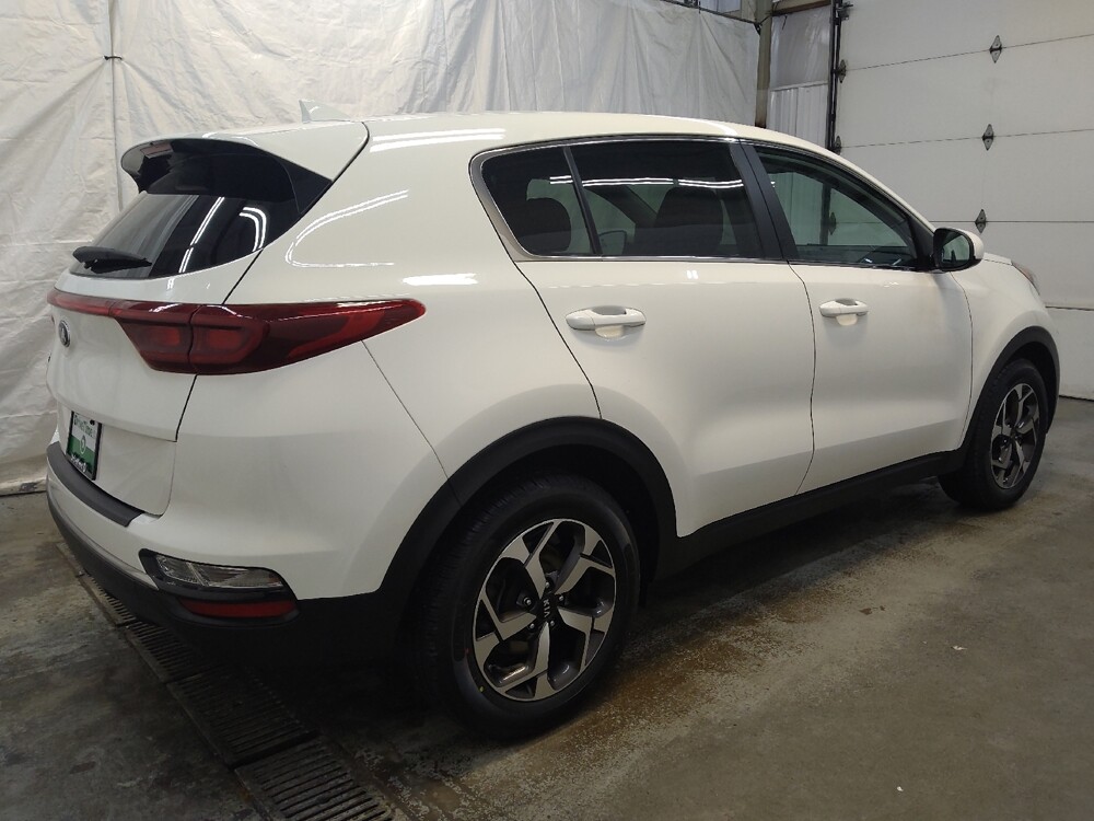 2020 Kia Sportage in Fairfield, OH 45014 - 18122086 10