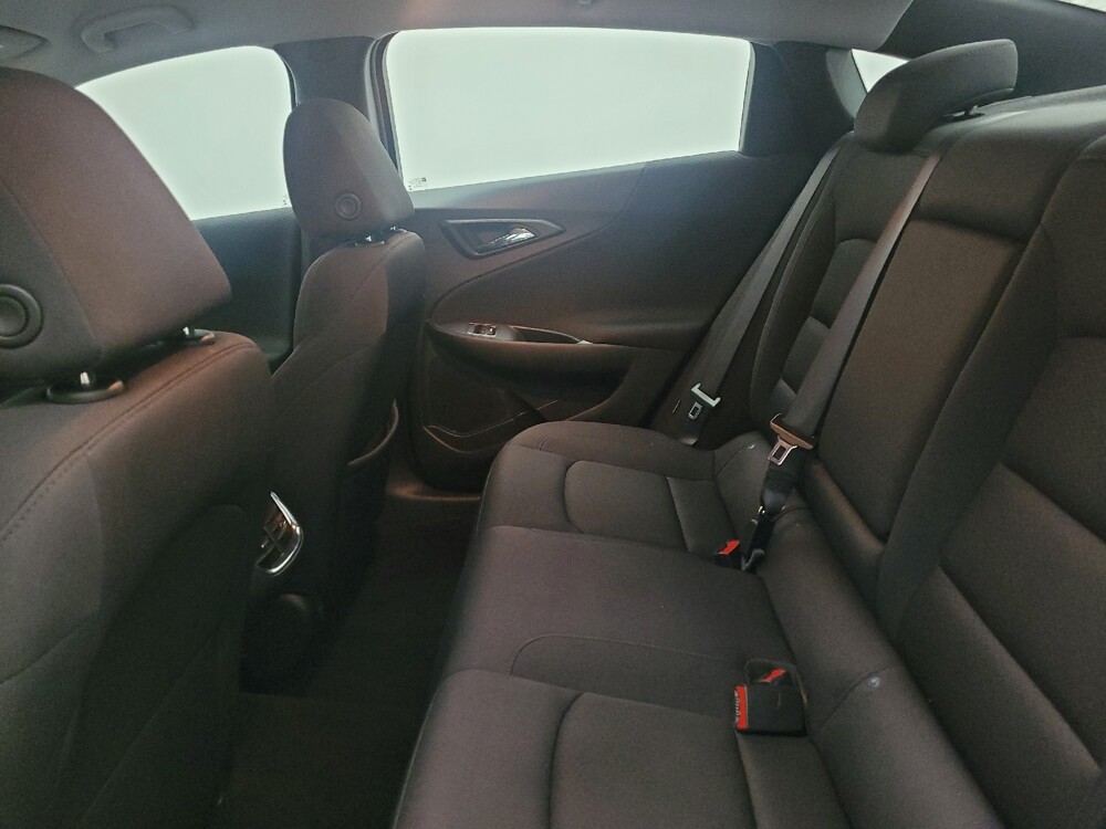 2023 Chevrolet Malibu in Maple Heights, OH 44137 - 18122087 18