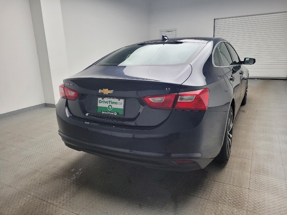 2017 Chevrolet Malibu in St. Louis, MO 63136 - 18122088 7