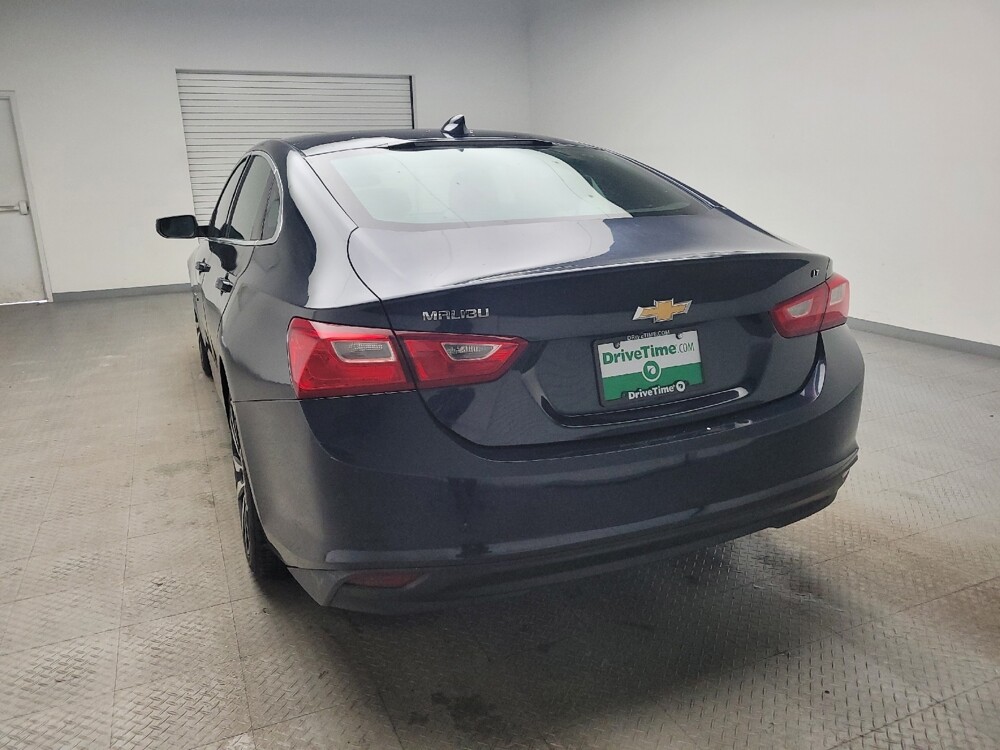 2017 Chevrolet Malibu in St. Louis, MO 63136 - 18122088 6