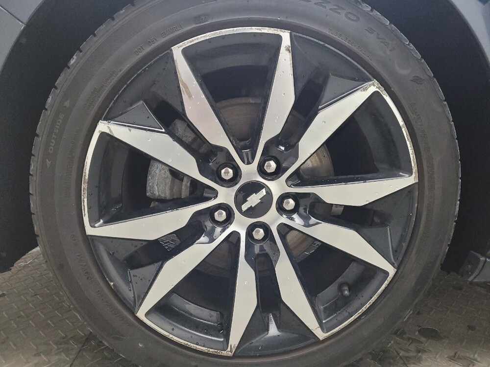 2017 Chevrolet Malibu in St. Louis, MO 63136 - 18122088 31