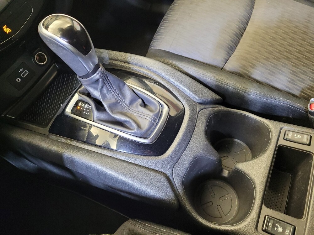 2019 Nissan Rogue in Columbus, OH 43228 - 18122089 26