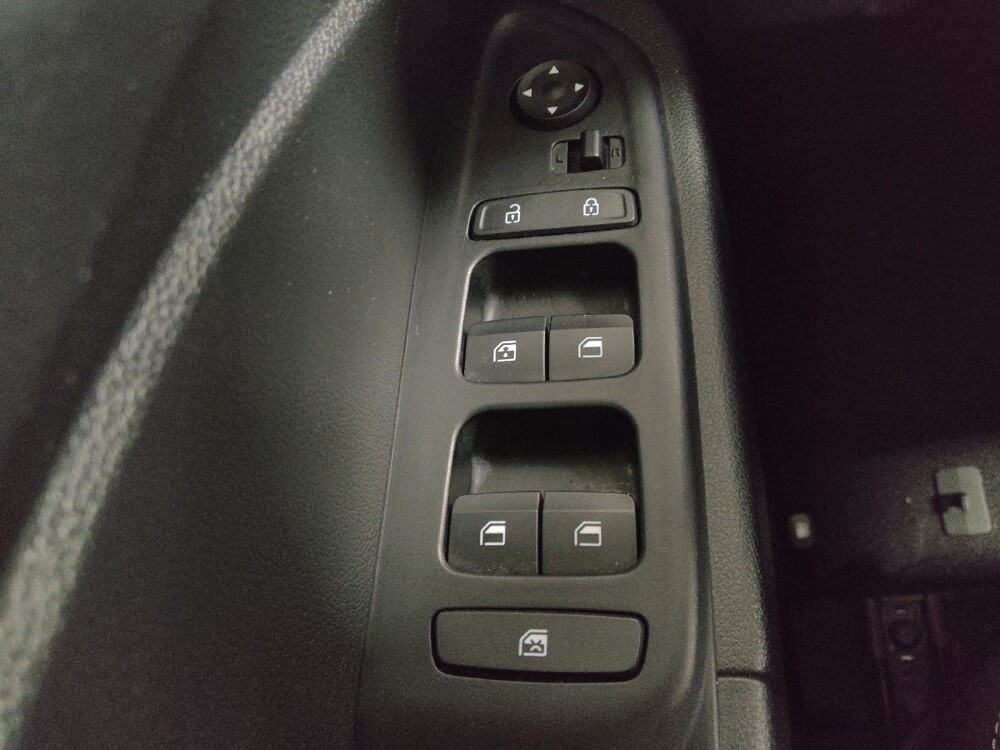 2025 Hyundai Venue in Stone Mountain, GA 30083 - 18122091 27