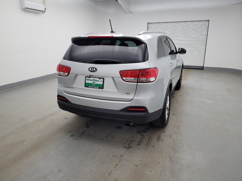 2017 Kia Sorento in Cincinnati, OH 45255 - 18122092 7