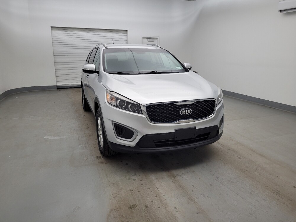 2017 Kia Sorento in Cincinnati, OH 45255 - 18122092 14