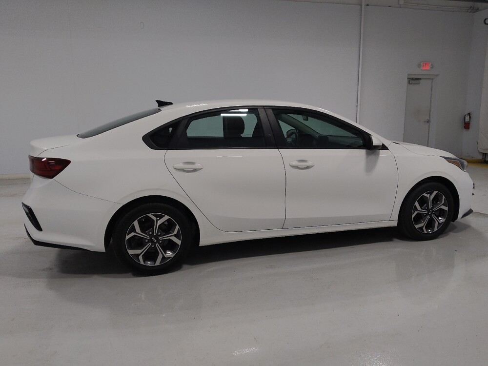 2019 Kia Forte in Columbus, OH 43231 - 18122093 10