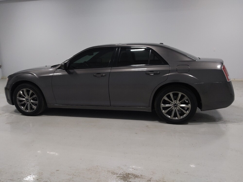 2014 Chrysler 300 in Columbus, OH 43231 - 18122094 3