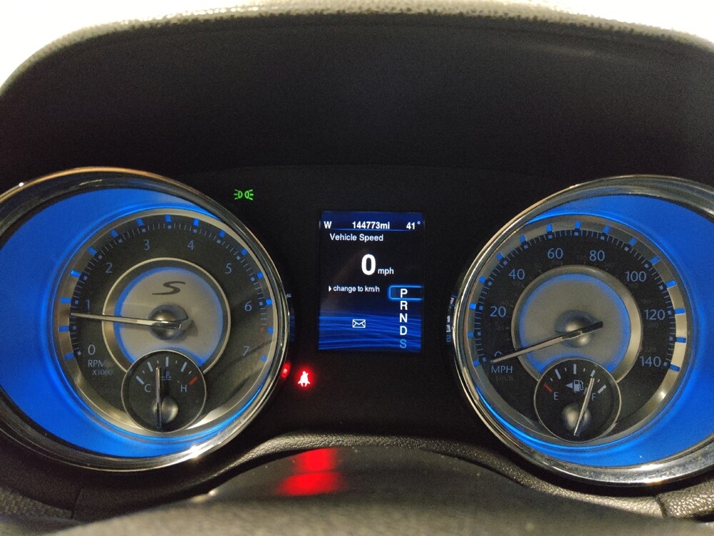 2014 Chrysler 300 in Columbus, OH 43231 - 18122094 23