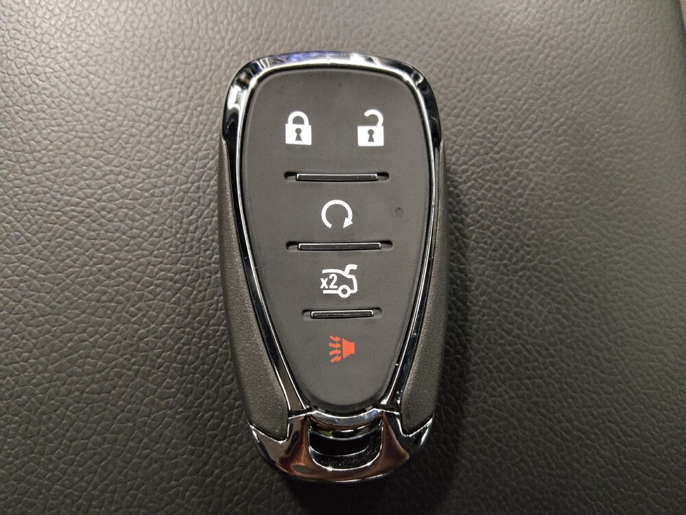 2022 Chevrolet Malibu in Columbus, OH 43231 - 18122096 32