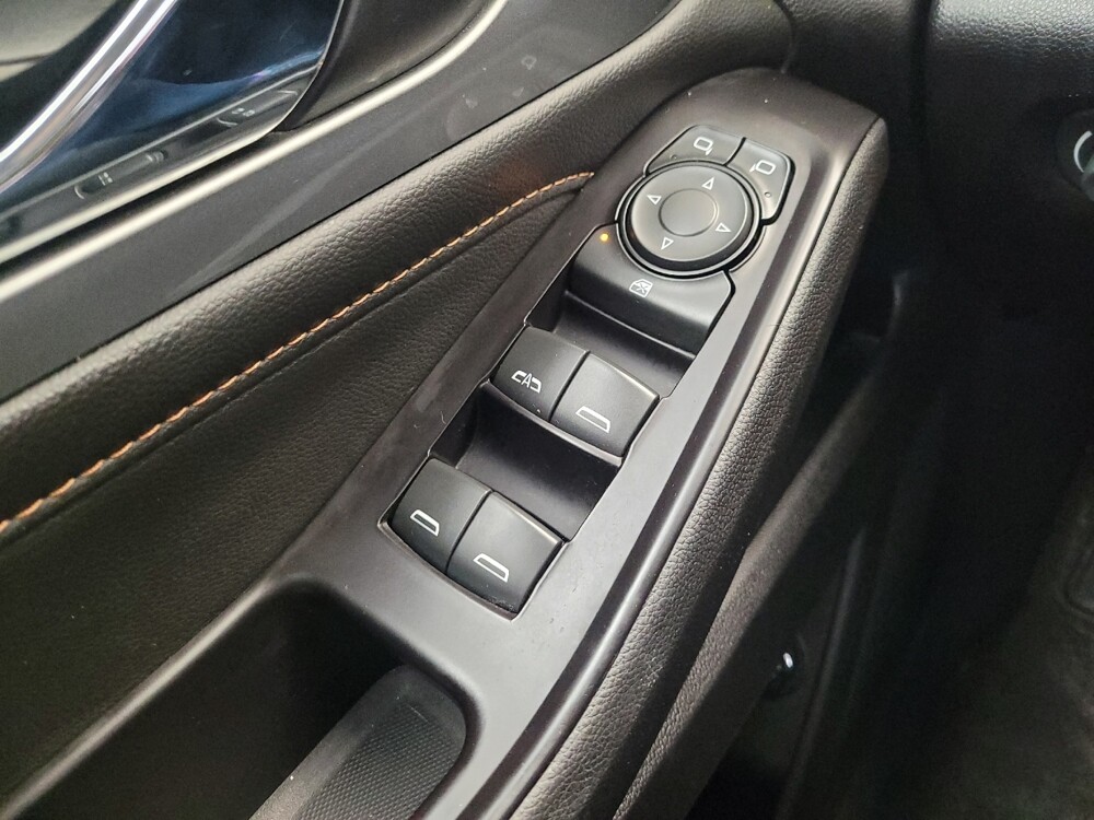 2019 Chevrolet Traverse in Cincinnati, OH 45255 - 18122097 27