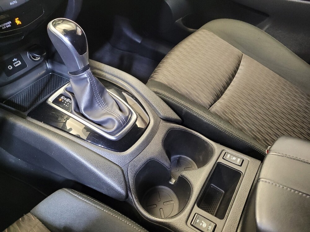 2020 Nissan Rogue in Columbus, OH 43228 - 18122099 26