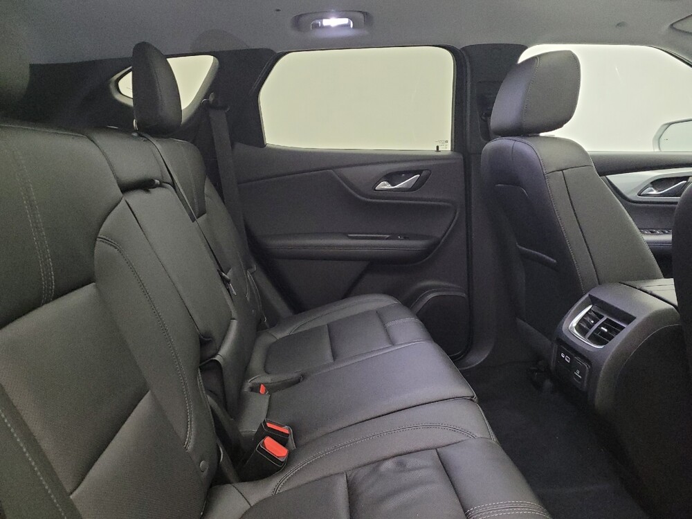 2019 Chevrolet Blazer in Cincinnati, OH 45255 - 18122100 19