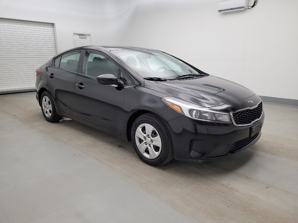 2017 Kia Forte in Columbus, OH 43228 - 18122101 11