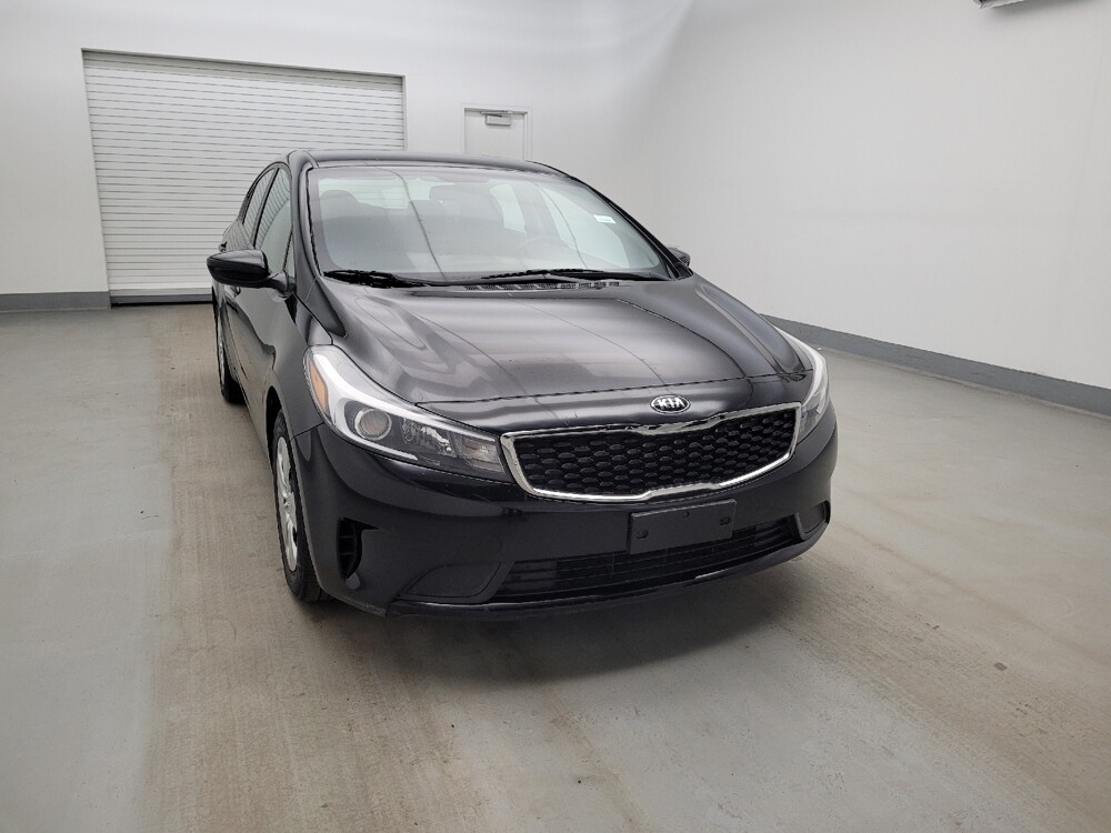 2017 Kia Forte in Columbus, OH 43228 - 18122101 14