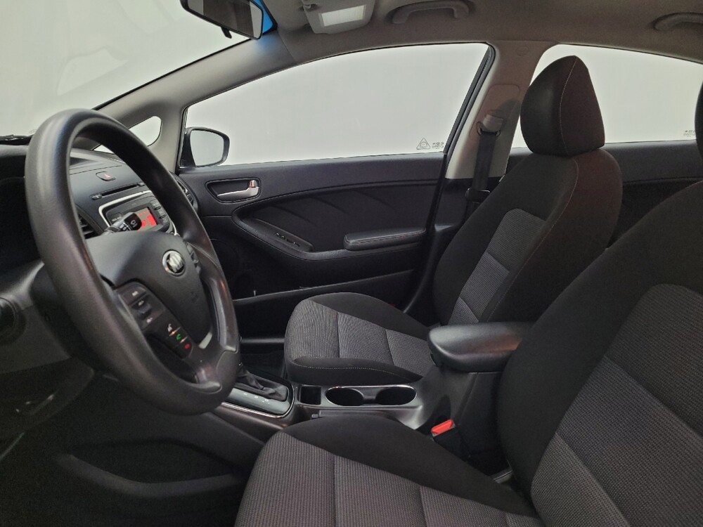 2017 Kia Forte in Columbus, OH 43228 - 18122101 17