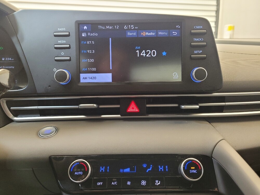 2023 Hyundai Elantra in Columbus, OH 43228 - 18122102 25