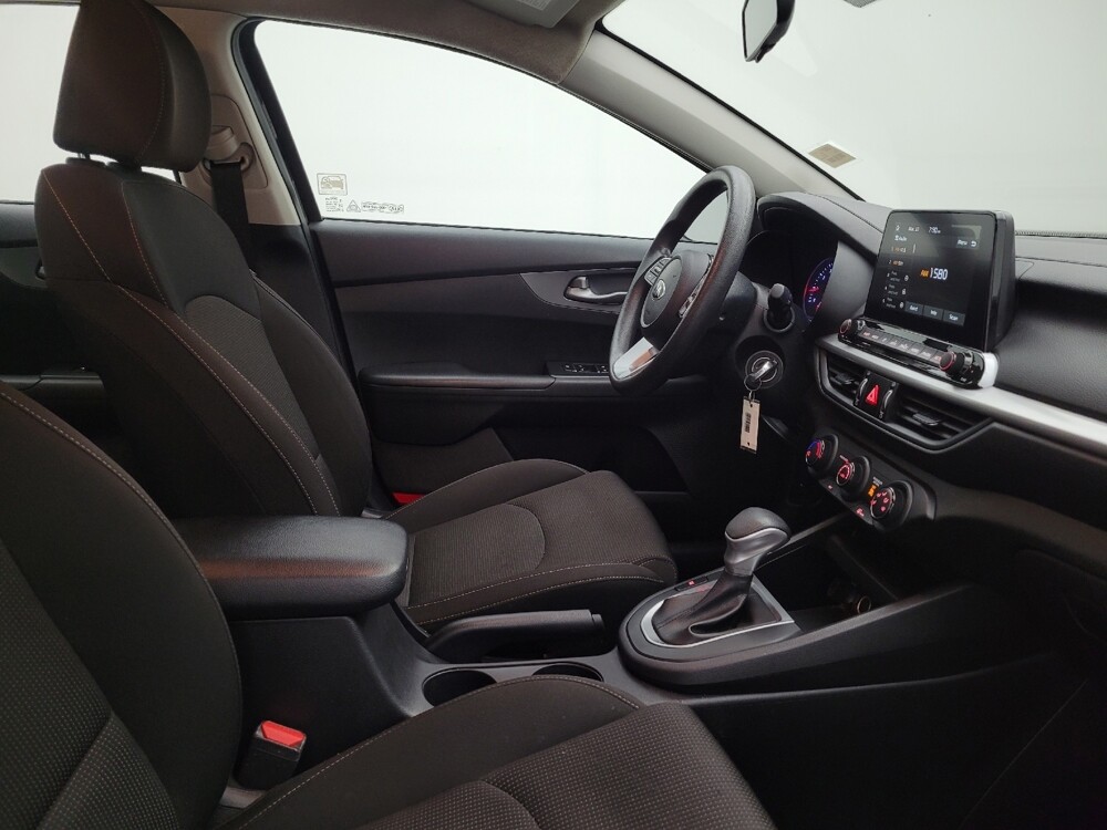 2021 Kia Forte in Columbus, OH 43228 - 18122107 21