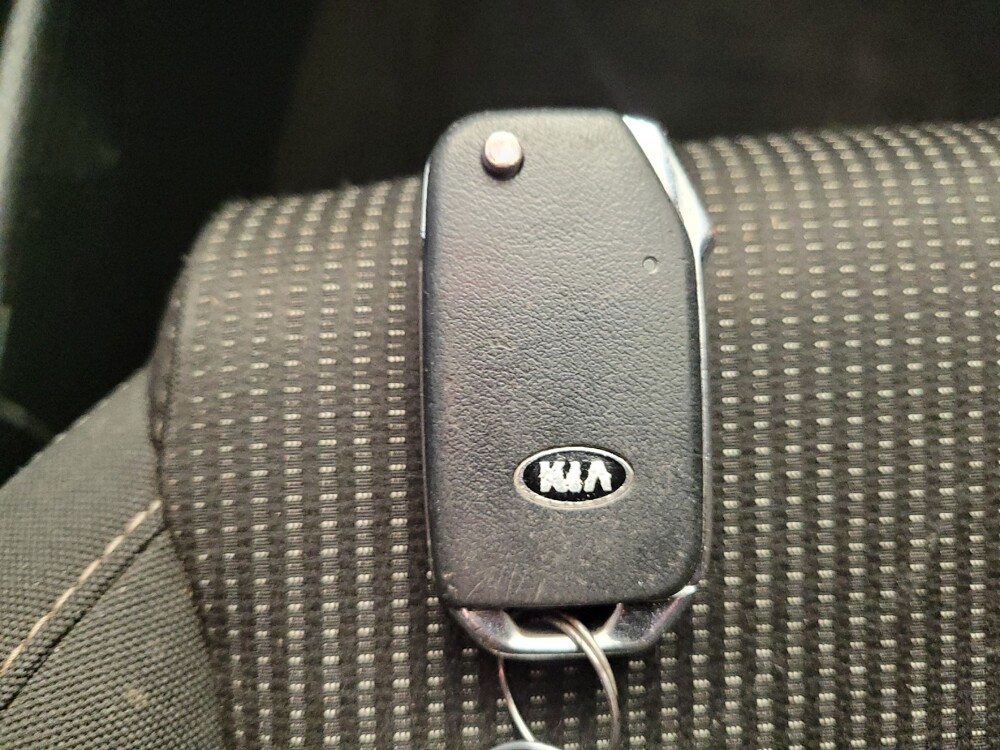 2021 Kia Forte in Columbus, OH 43228 - 18122107 32