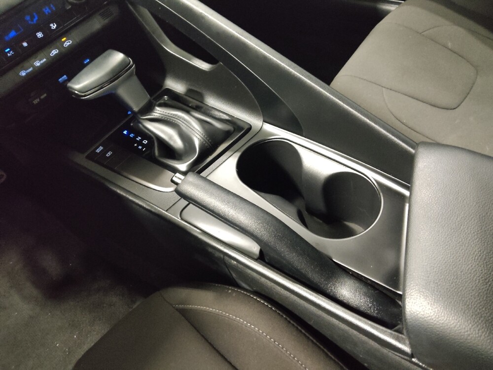 2025 Hyundai Elantra in Columbus, OH 43231 - 18122108 26