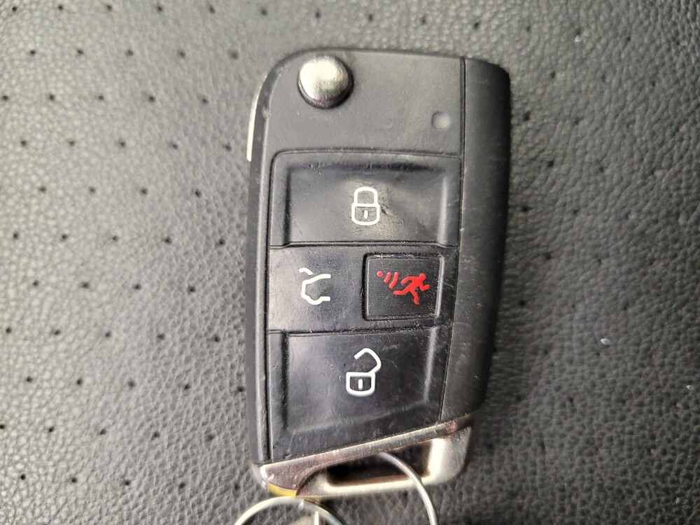 2021 Volkswagen Tiguan in Columbus, OH 43228 - 18122109 32