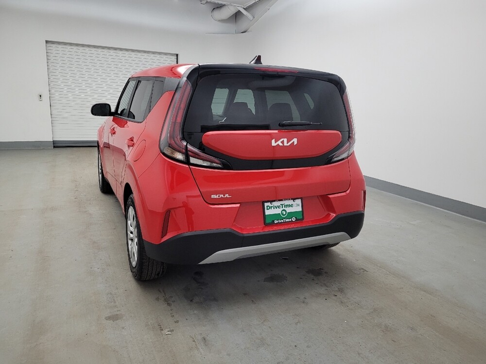 2024 Kia Soul in Columbus, OH 43228 - 18122110 6