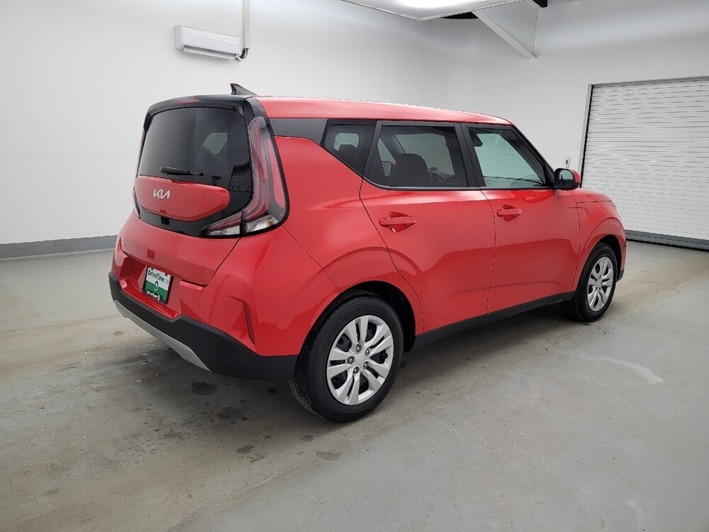 2024 Kia Soul in Columbus, OH 43228 - 18122110 10