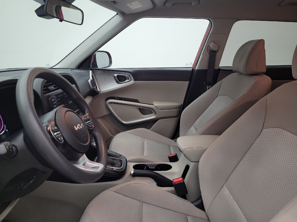 2024 Kia Soul in Columbus, OH 43228 - 18122110 17