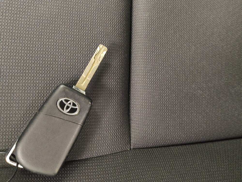 2025 Toyota Corolla in St. Louis, MO 63125 - 18122112 32