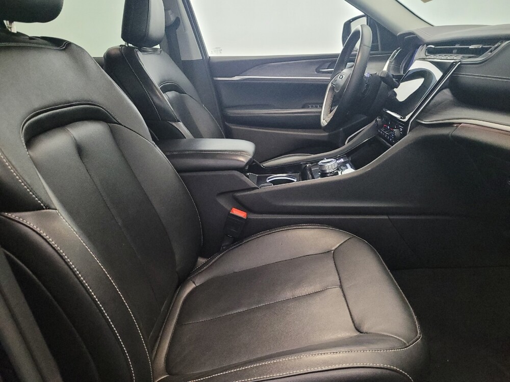 2022 Jeep Grand Cherokee L in Pittsburgh, PA 15236 - 18122115 21